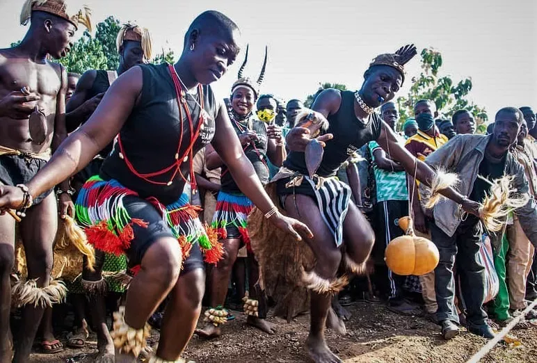 Vister le Benin - 4 raisons de visiter les chutes de Kota - Express Tourisme